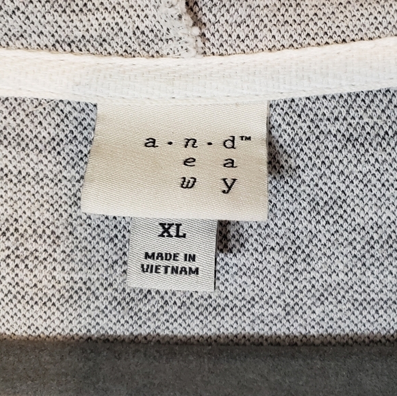 A New Day Hoodie Pullover Textured Lace Up Tie Neck Gray & White Size XL - Picture 3 of 11